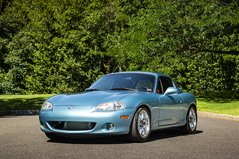 Arnold Wang 2001 Mazda Miata